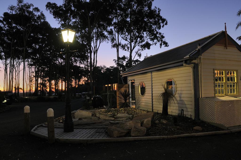 Waverley House Cottages เลคส์เอนทรานส์ ภายนอก รูปภาพ