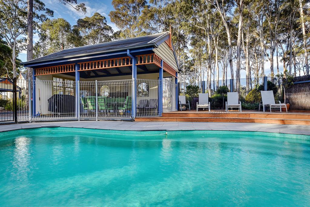 Waverley House Cottages เลคส์เอนทรานส์ ภายนอก รูปภาพ