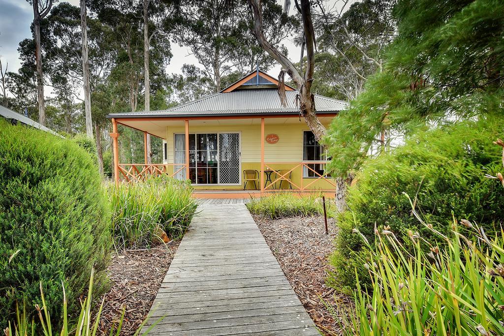 Waverley House Cottages เลคส์เอนทรานส์ ภายนอก รูปภาพ